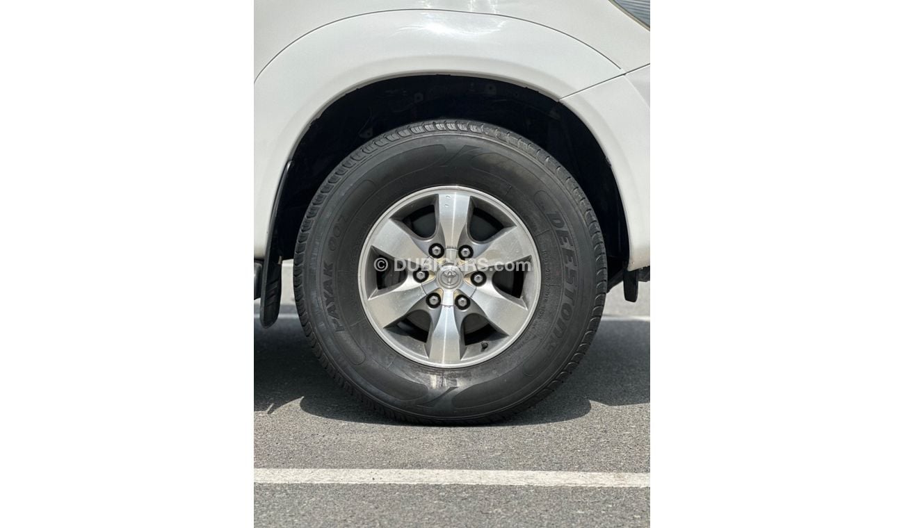 Toyota Fortuner MODEL 2008 GCC CAR PERFECT CONDITION INSIDE AND OUTSIDE FULL OPTION 4 wheel drive