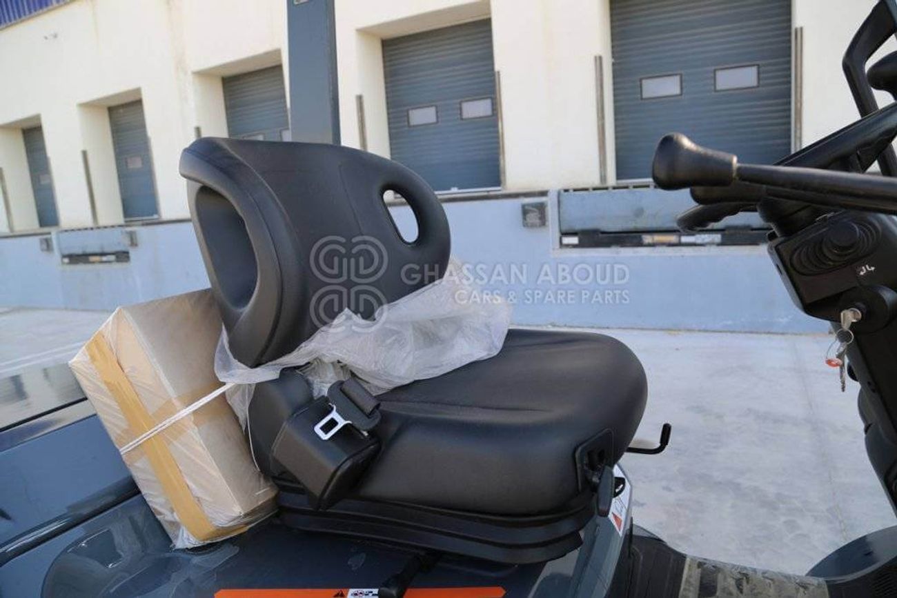 Toyota Fork lift DIESEL 3 TON, 3 STAGE,3 LEVER 4,500MM W/ SIDE SHIFT MY23 Forklift Diesel(EXPORT ONLY)