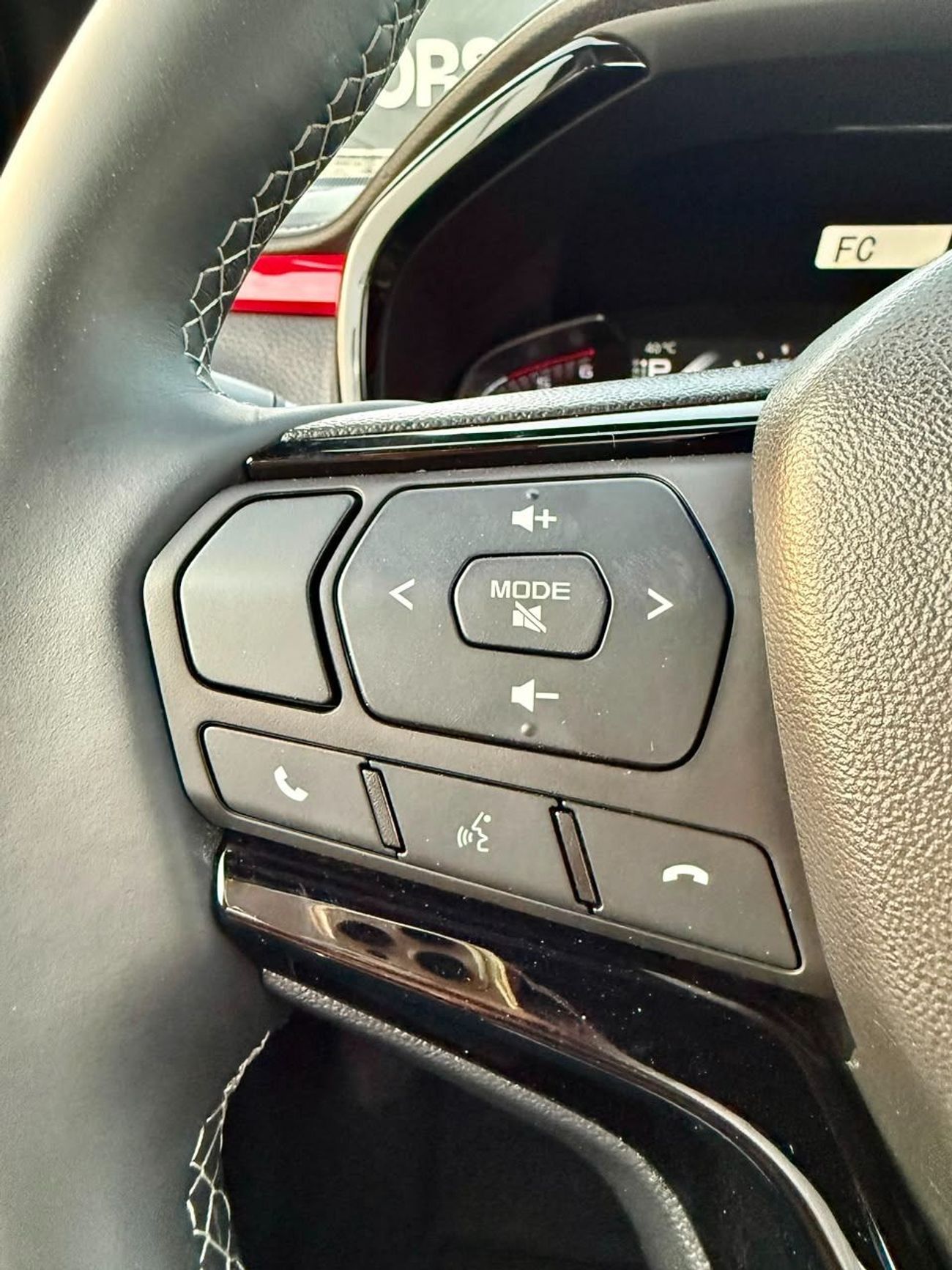 إيسوزو D ماكس ISUZU DMaX - LS - SPoRT EDiTiON - 3.0L - CREW CaB - 4WD - 2027 - BLACK