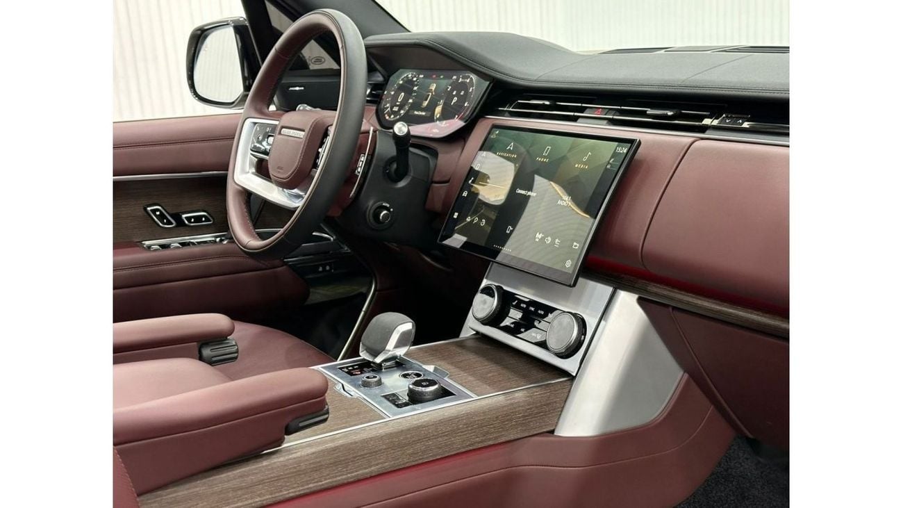 لاند روفر رينج روفر 2023 Range Rover Vogue P530 SE, 2 Years Range Rover Warranty, Fully Loaded, Very Low Kms, American