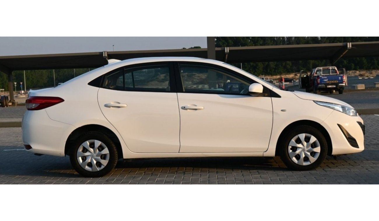 Toyota Yaris 2019 (GCC ) very good condition without accident original paint