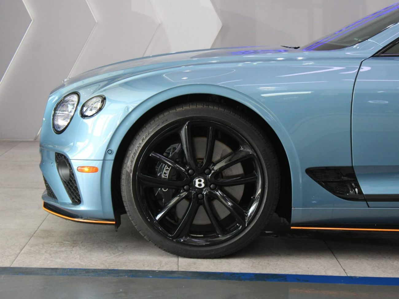 Bentley Continental GT 4.0T V8