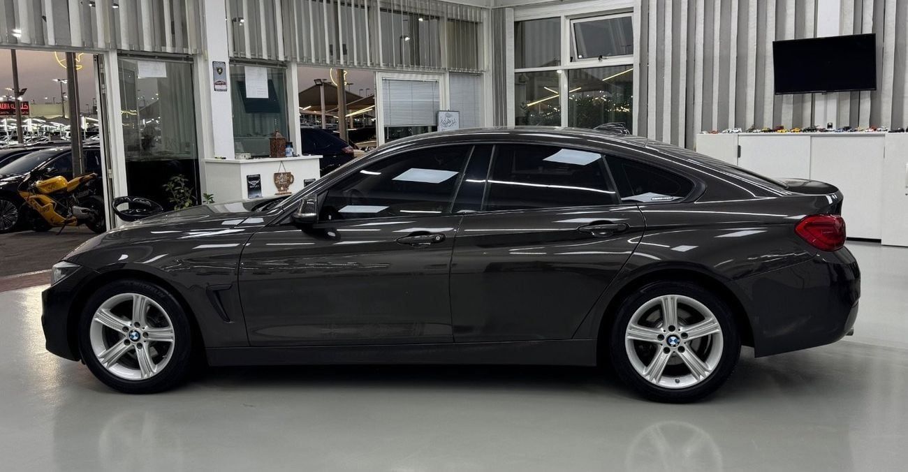 بي أم دبليو 420i Sport Line 2.0L