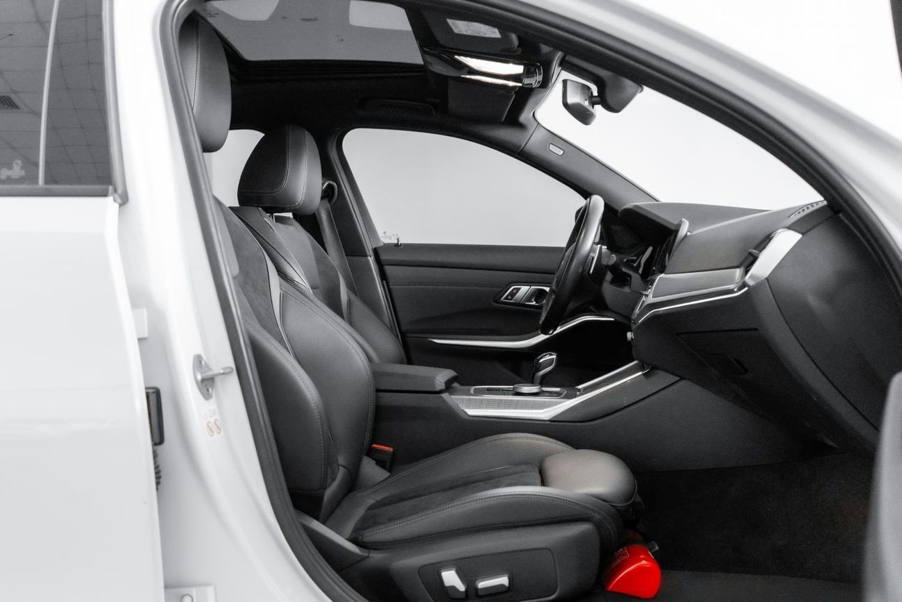 BMW 330i M Sport 2.0L (255 HP)