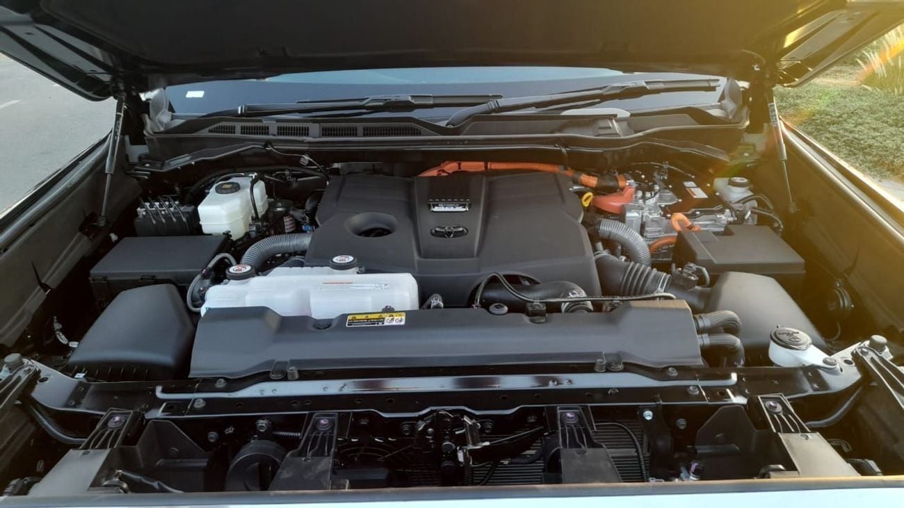 تويوتا تاندرا RHD PETROL 3.5L HYBRID LIMITED EDITION