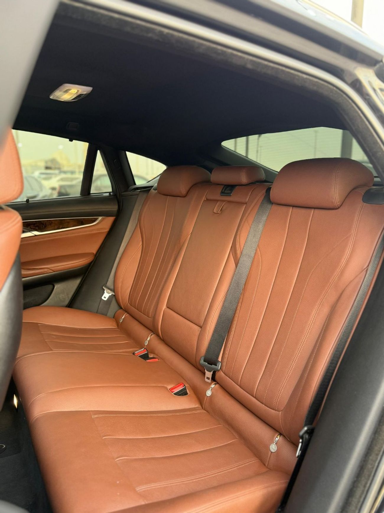 بي أم دبليو X6 50i Exclusive 4.4L