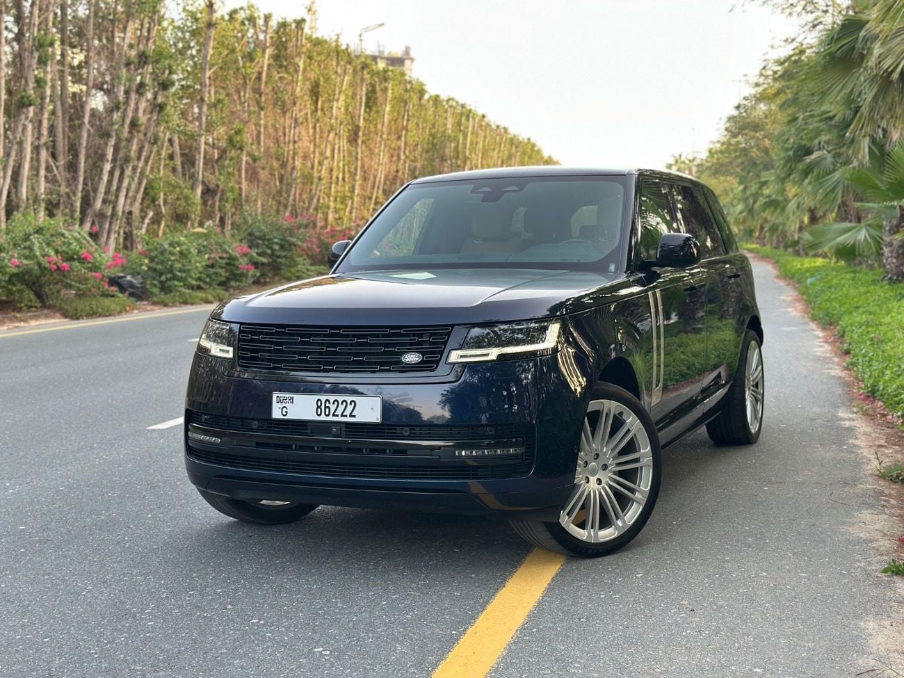 لاند روفر رينج روفر Vogue Autobiography D300 | 2024 | 3.0L V6 DIESEL | 300 HP | 7 SEATER | Perfect Condition