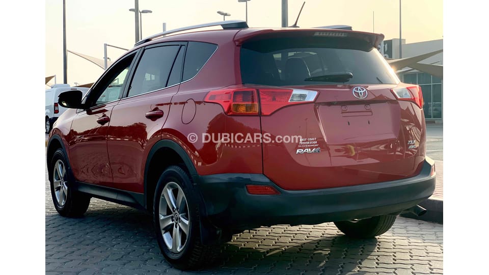 Toyota RAV 4 WITH SUNROOF 4x4 for sale AED 36,500. Red, 2013