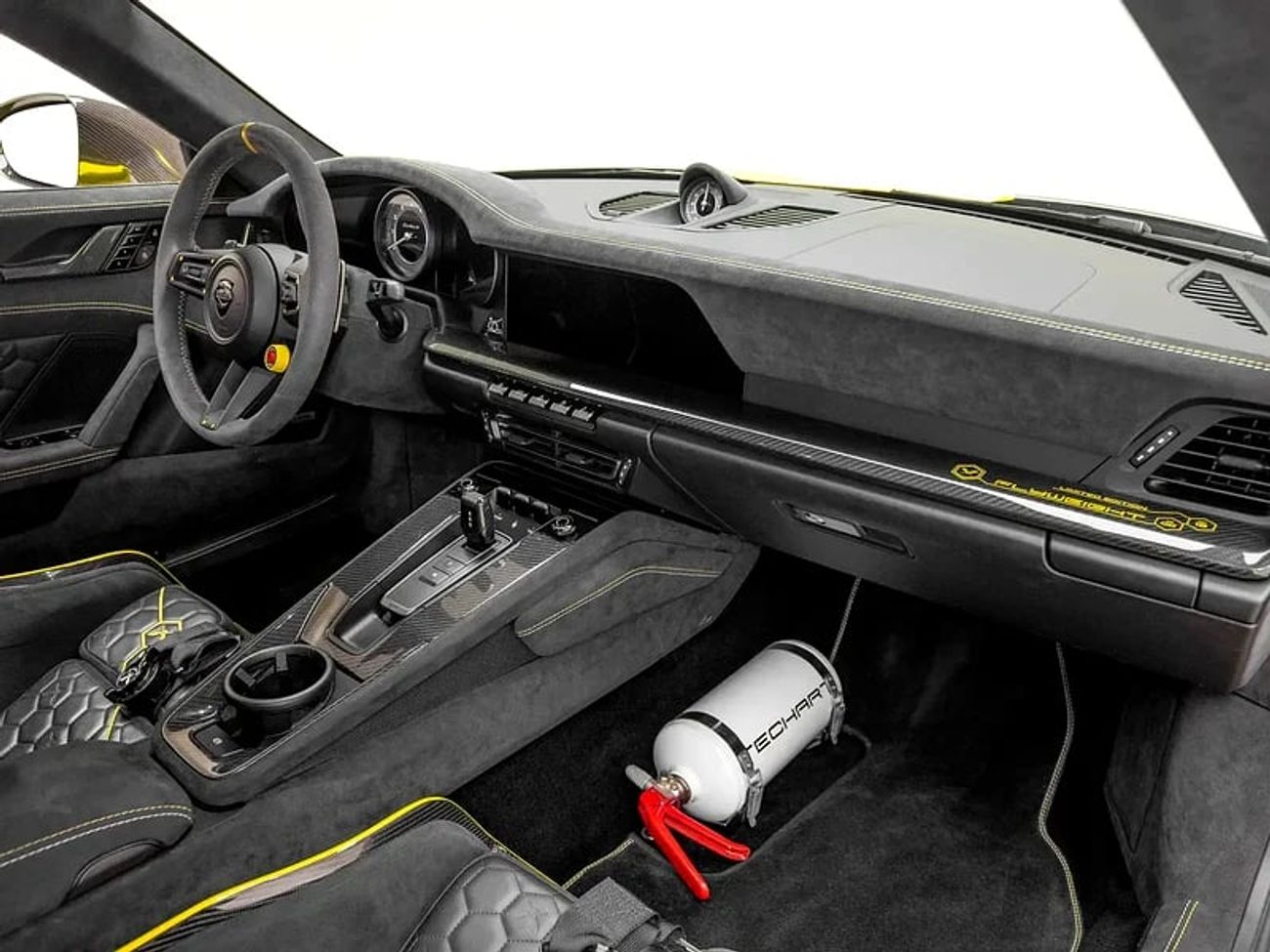 Porsche 911 Turbo S 3.8L (645 HP) Coupe Turbo S 3.8L