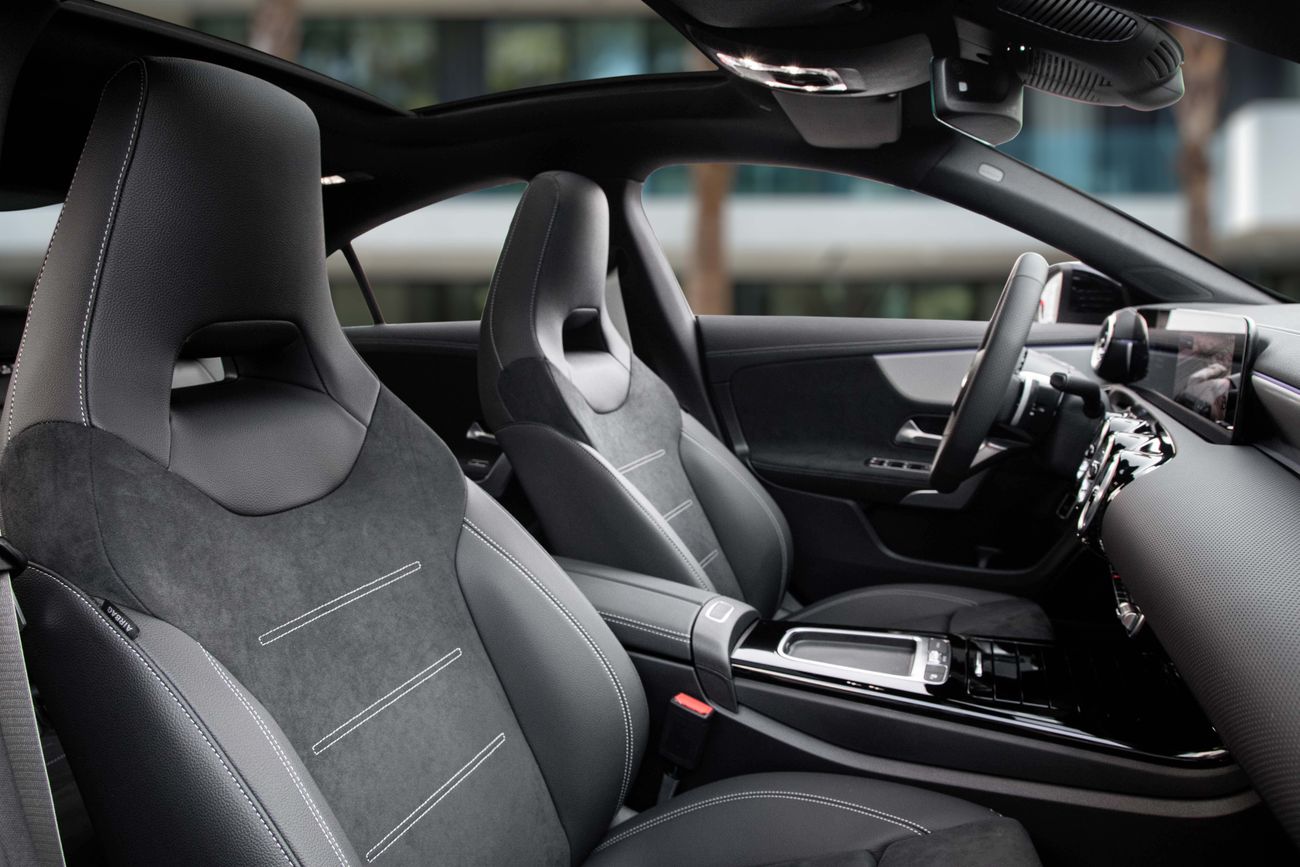 مرسيدس بنز CLA 200 CLA 200 AMG | 3,878 P.M | 0% Downpayment | CLA 200 AMG | 5 YEAR AGENCY WARRANTY!