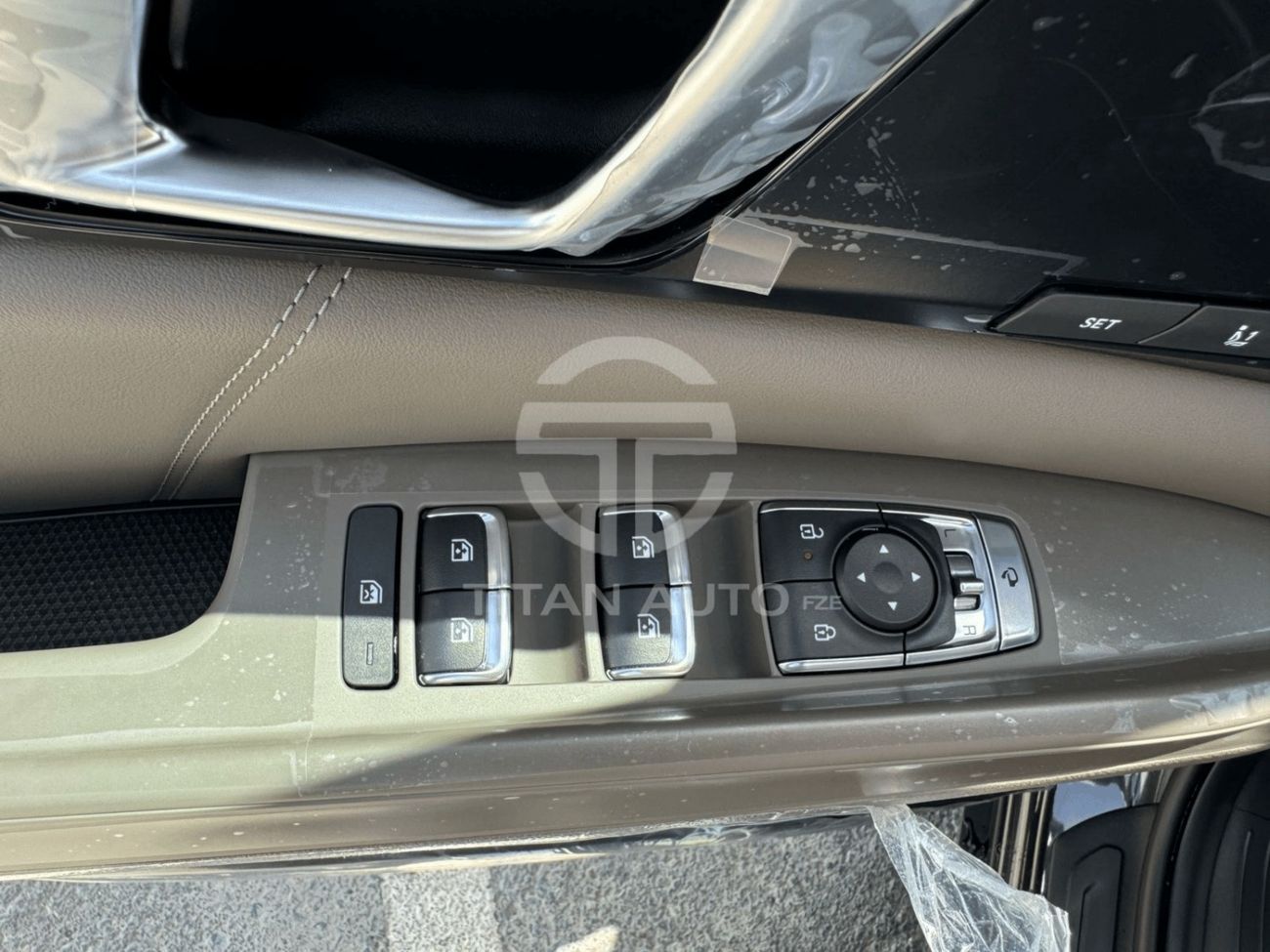 Kia Carnival KIA CARNIVAL 1.6L  HYBRID 2025 MODEL