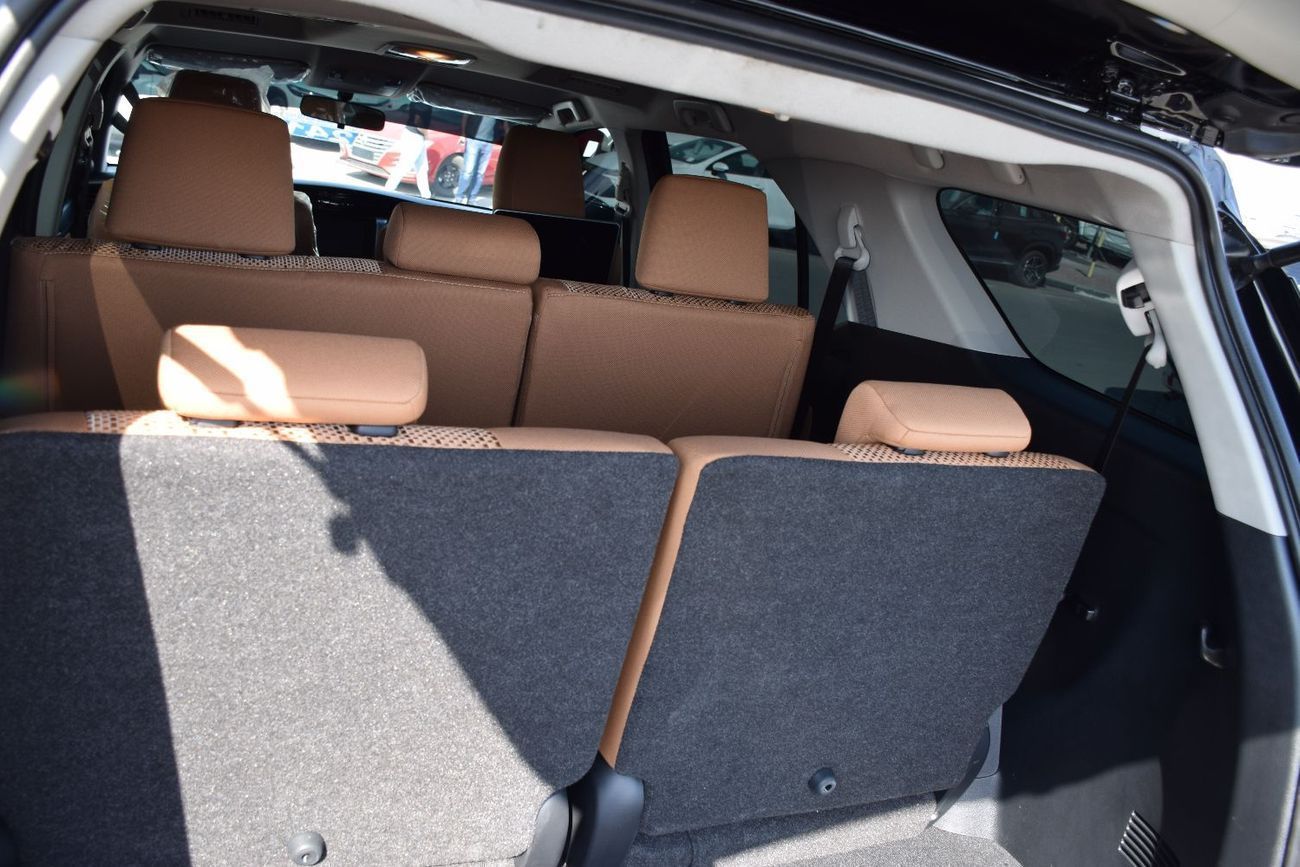 Toyota Fortuner New Fortuner SR5 2026 (Petrol 2.7)