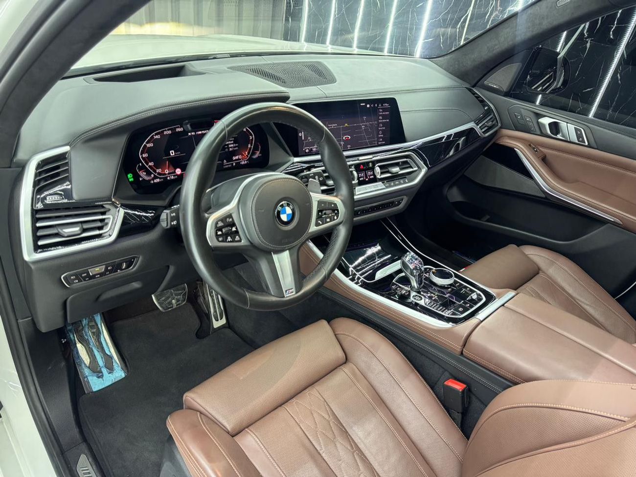 بي أم دبليو X5 M50i 4.4L
