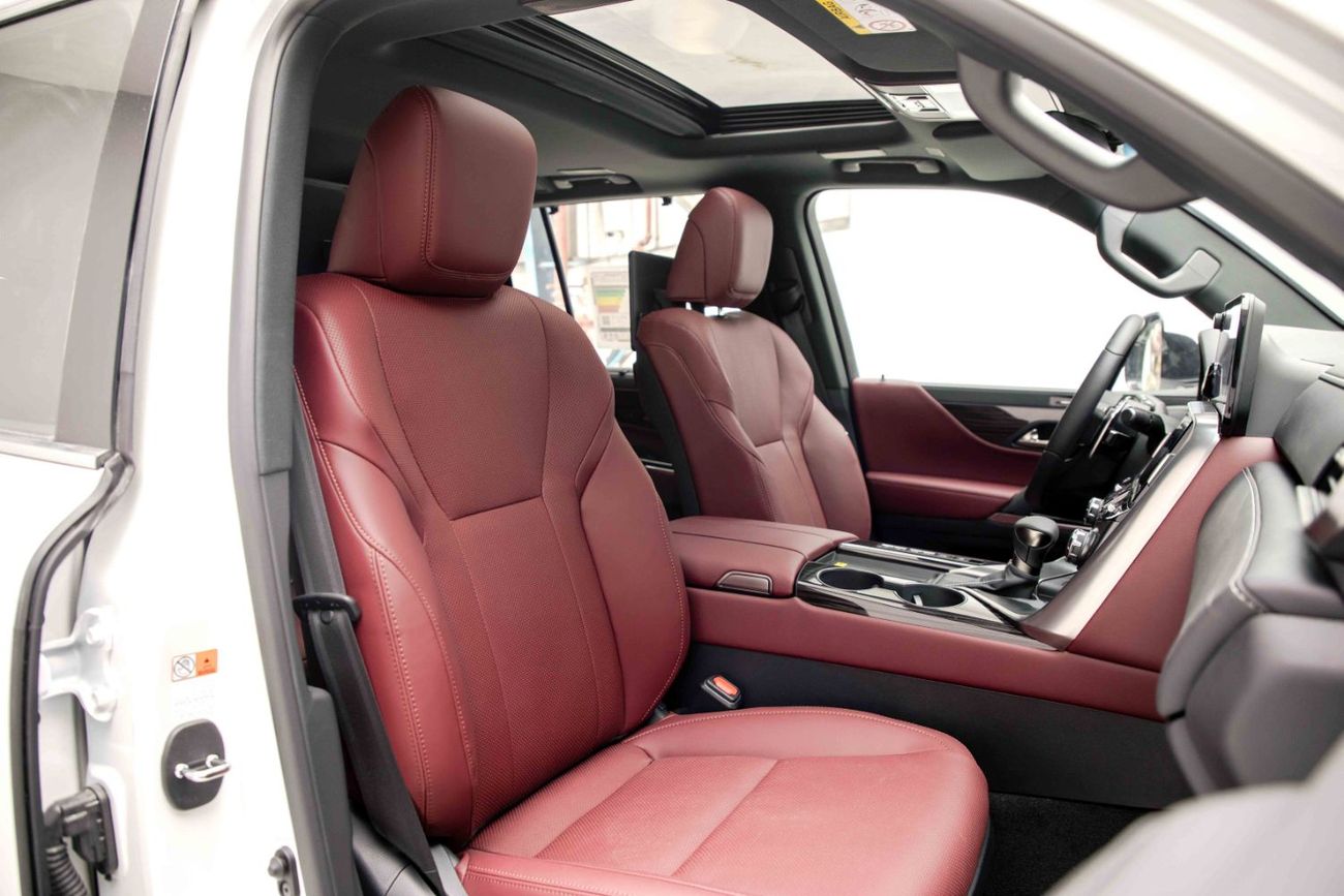 لكزس LX 600 Signature 3.5L - Sonic Quartz Inside Red | Export Only