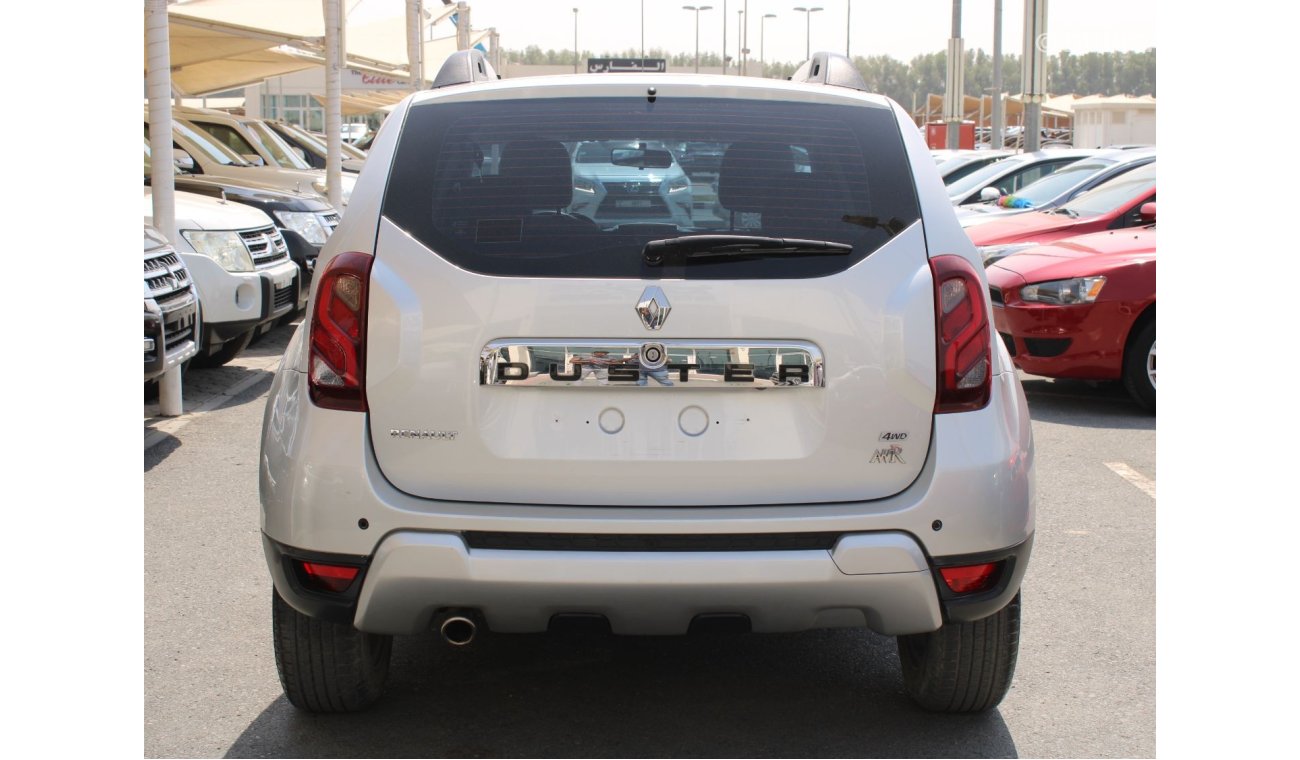 Renault Duster FULL OPTION - 4WD- ALL 4 WINDOWS AUTOMATIC - ORIGINAL PAINT - ACCIDENTS FREE - CAR IS IN PERFECT CON