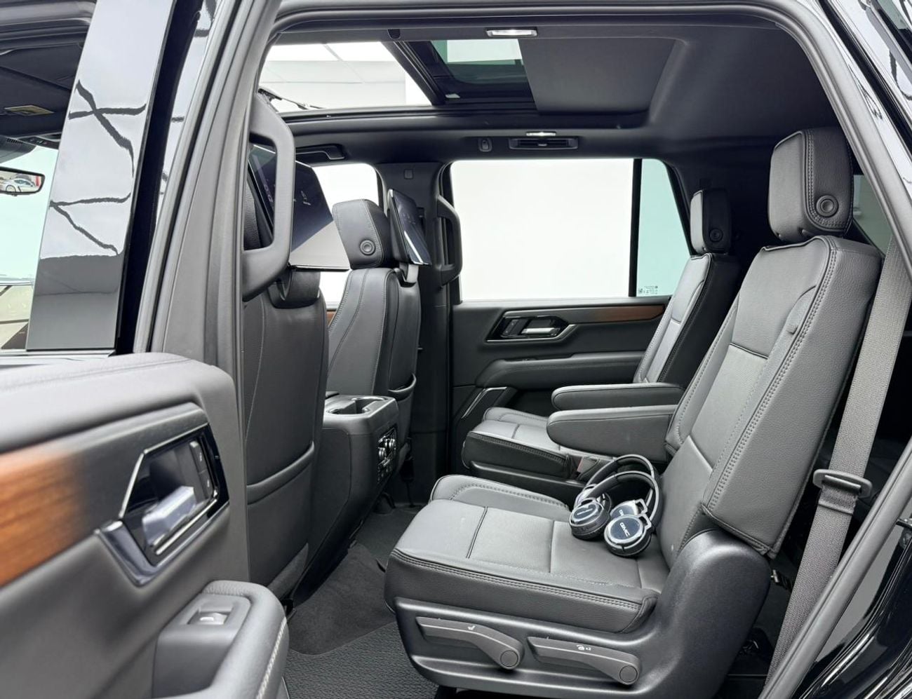 جي أم سي يوكون 6.2 V8 Denali (AWD) 2025 GMC Yukon Denali, GMC Service History, 2030 GMC Warranty and Service Pack,