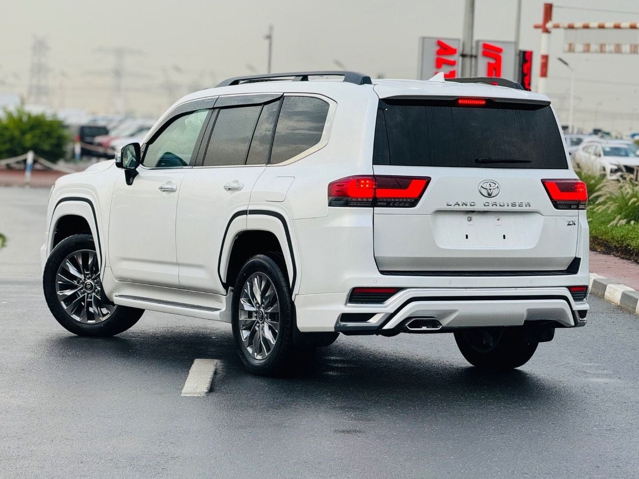Toyota Land Cruiser Zx top of the range