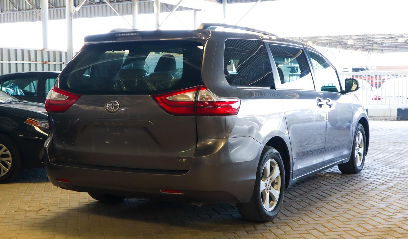 Toyota sienna dubai Toyota sienna dubai