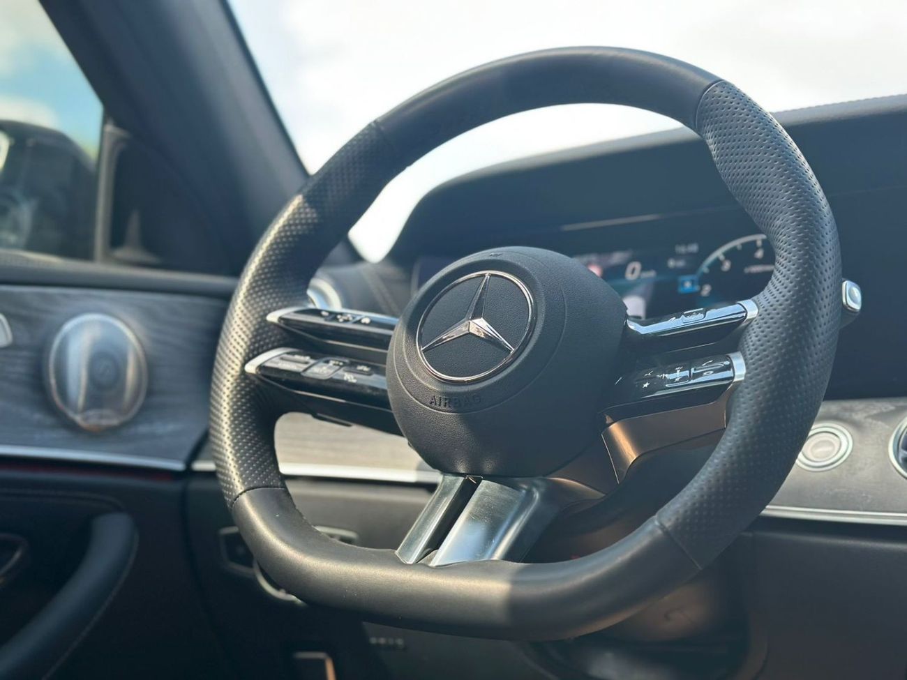 Mercedes-Benz E 350 Mercedes Benz E 350 2023 Korean Specs