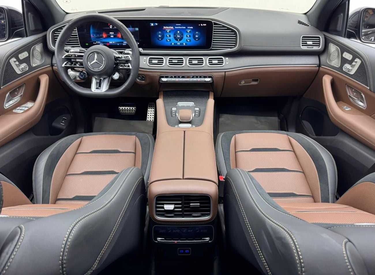 مرسيدس بنز GLE 63 AMG S 2024 Mercedes Benz GLE63 S AMG Coupe, Warranty, Very Low Km, Fully Loaded, Excellent Condition