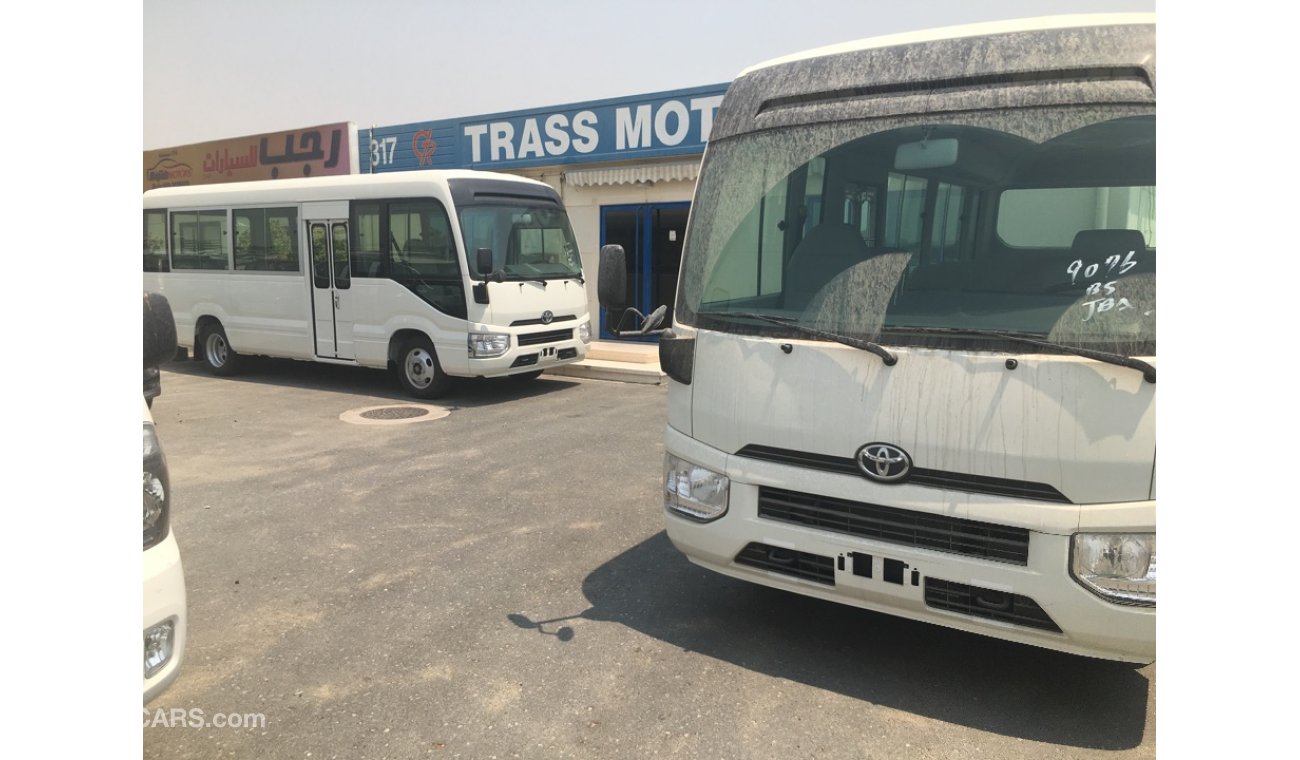 Toyota Coaster 4.2L 30 seat