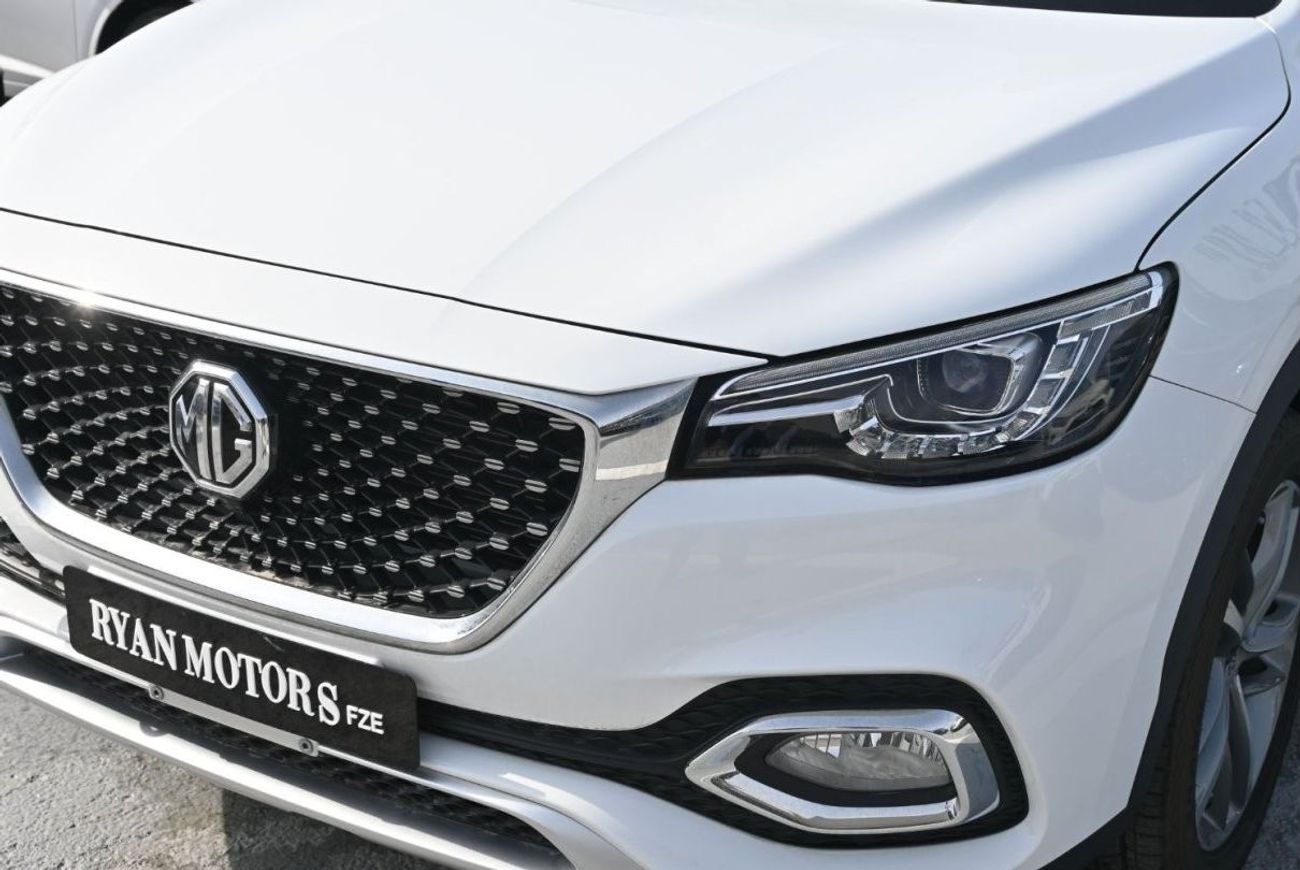 MG HS MG HS Trophy 2.0L Turbo AWD 30T Petrol Color White Model 2023