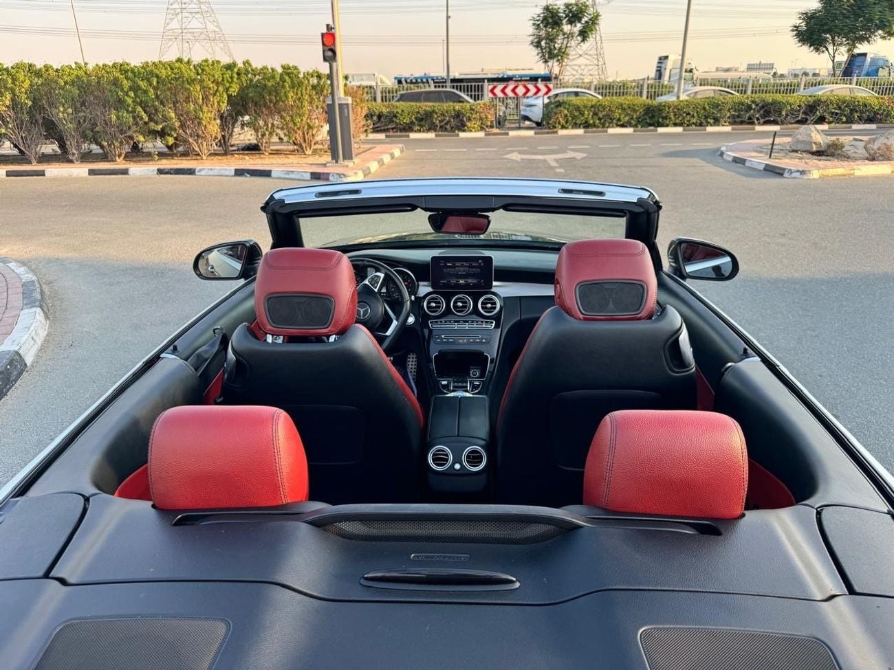 Mercedes Benz C300 2017 AMG CONVERTIBLE 2.0 TURBO TOP OPTION CANADA SPEC