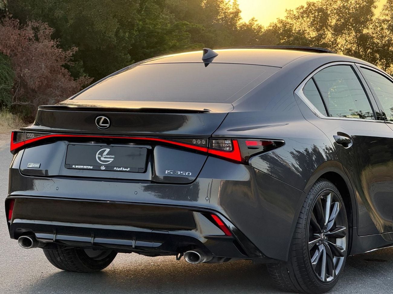 لكزس IS 350 F SPORT PLATINUM