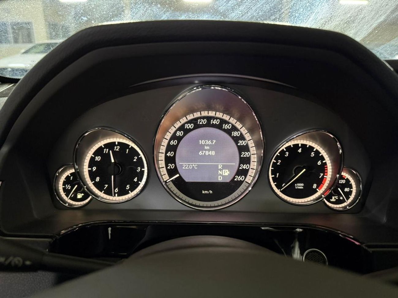 Mercedes Benz E350 3.5L | FULL SERVICE HISTORY| BLACK LEATHER SEATS | PUSH START