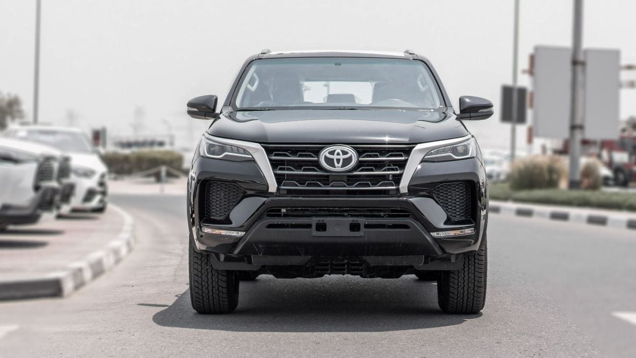 Toyota Fortuner 2025 Toyota Fortuner 2.7L AT Petrol (Black)