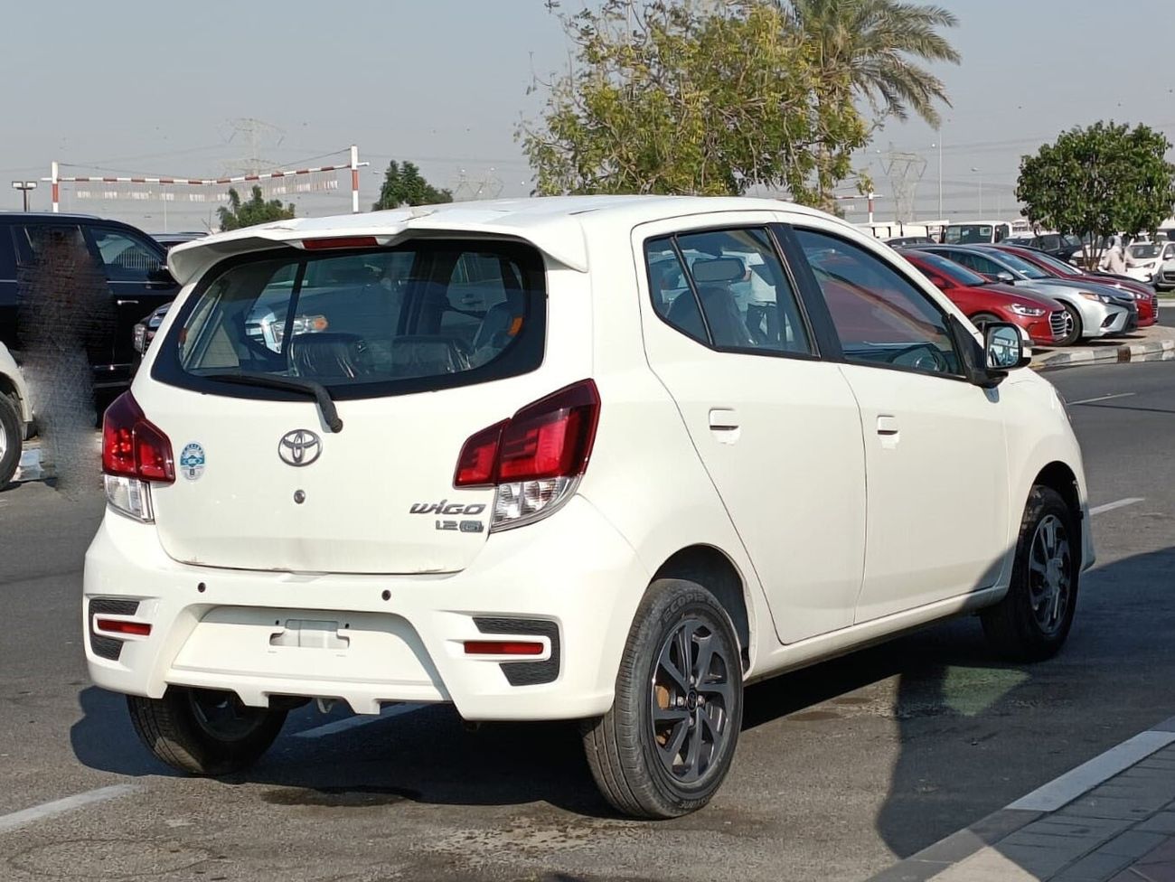 تويوتا ويجو 1.2, KEY START,  V4, BACK SENSOR, A/W 14, A/T,