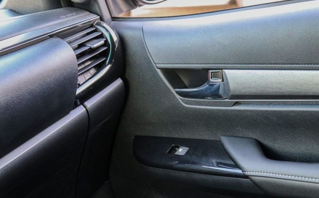 Toyota Hilux TOYOTA HILUX ADVENTURE PETROL 4.0L