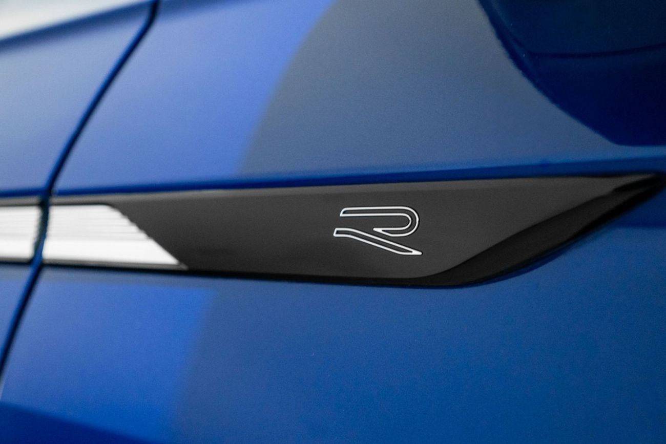 فولكس واجن تيجوان R-Line 2.0L R-Line Black Edition 2.0L