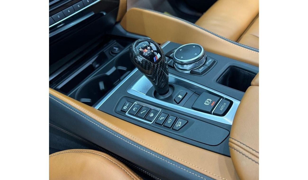 BMW X5M Std 4.4L 2015 BMW X5M, Service History, Carbon Fiber Package, Full Options, Very Low Kms, GCC