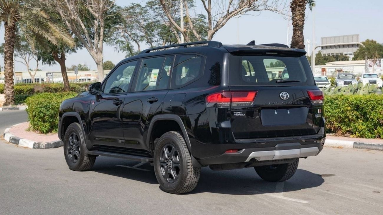 تويوتا لاند كروزر Land cruiser GR sport 3.5L petrol twin turbo 2023