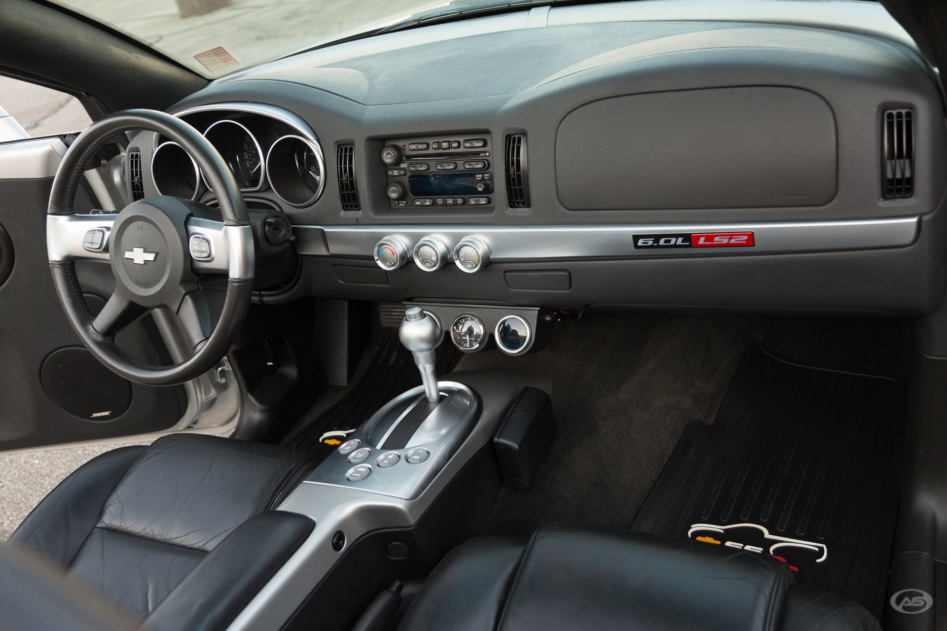 Chevrolet SSR interior - Cockpit