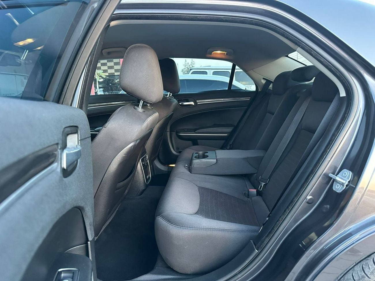 Chrysler 300 SRT8 S 3.6L 019 Chrysler 300 Touring – V6 – American Specs | Excellent Condition