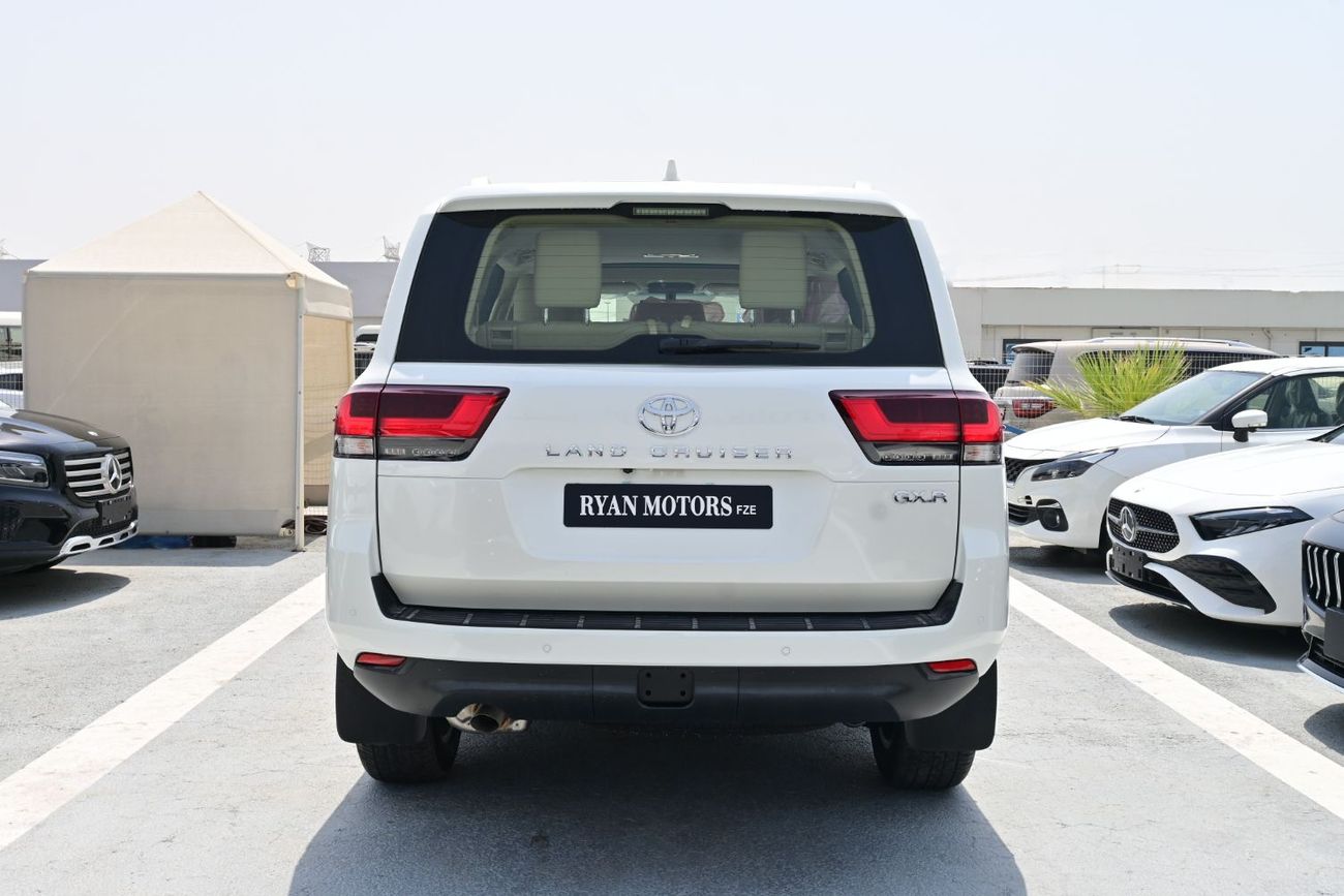 Toyota Land Cruiser GXR 4.0L Toyota Land Cruiser GX-R 4.0L V6 Petrol, 4WD