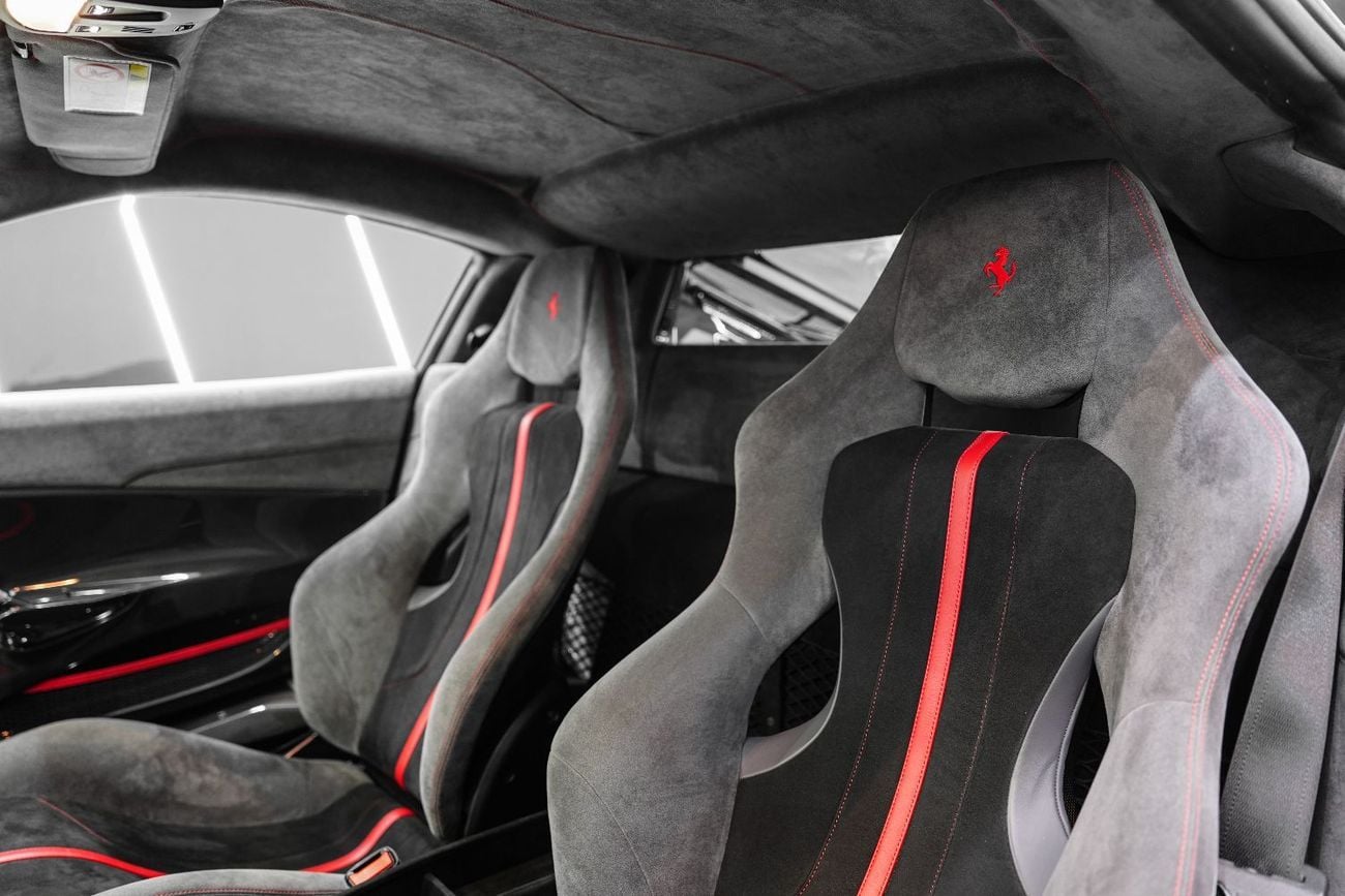 Ferrari 488 Pista Carbon Fiber Package, Novitec Exhaust System, GCC Spec!!