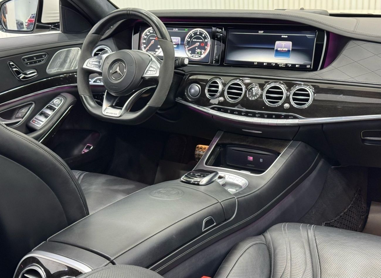 Mercedes-Benz S 63 AMG Std 5.5L 2016 Mercedes Benz S63 AMG, Full Service History, Fully Loaded, Excellent Condition, 6 Butt