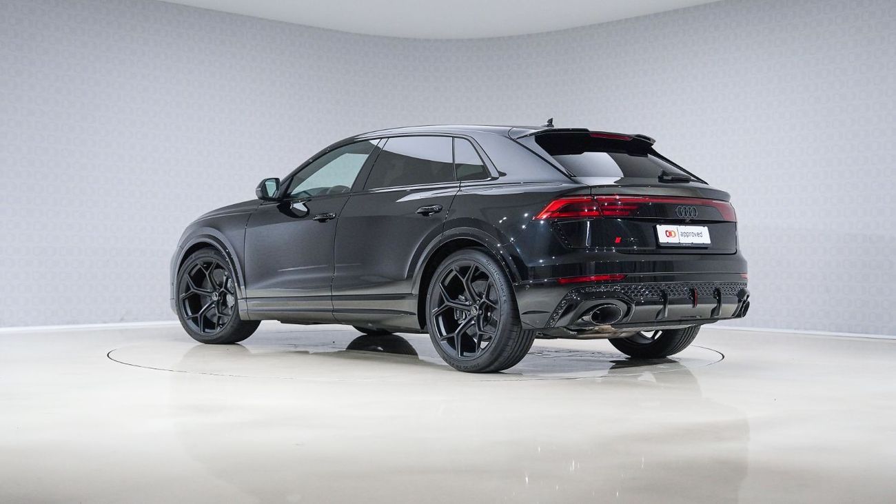 أودي RSQ8 TFSI Quattro - AED 10,707 P/M - 2 Years Warranty