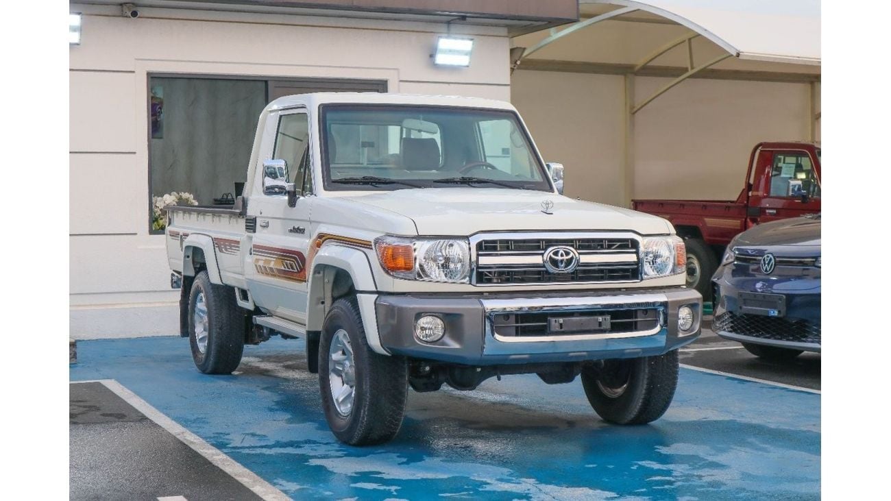 تويوتا لاند كروزر بيك آب مقصورة فردية Std