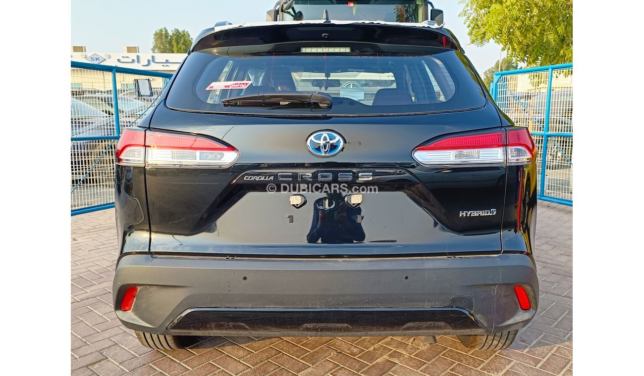 Toyota Corolla Cross 1.8L HYBRID / DVD+CAMERA / SUNROOF (CODE # 7302)