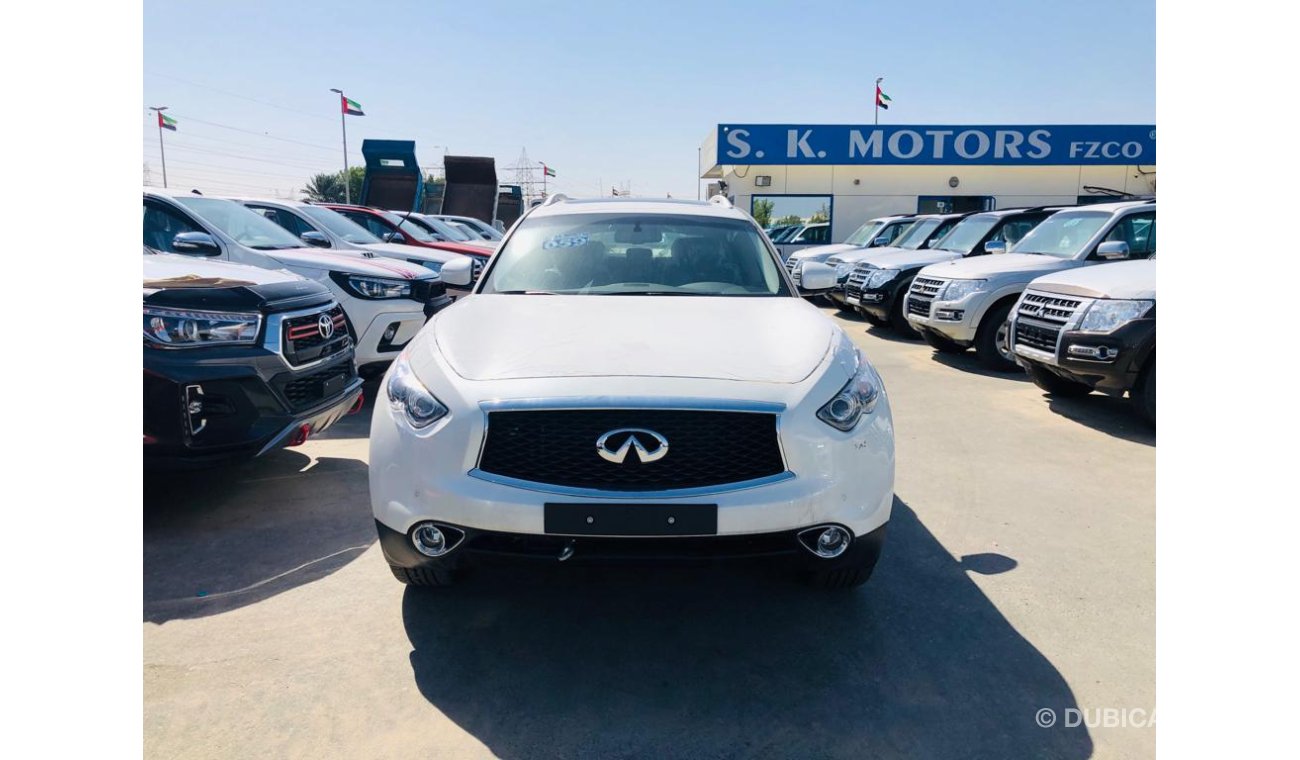 Infiniti QX70 3.7L ENGINE - FULL OPTION - EXCLUSIVE OFFER