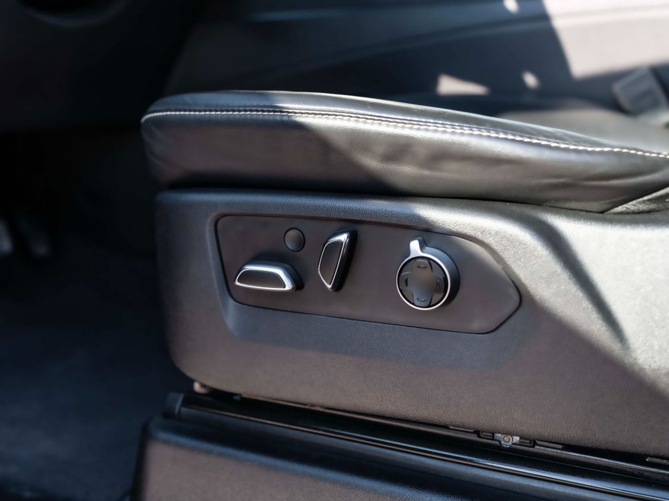 Cadillac Escalade Luxury 6.2L