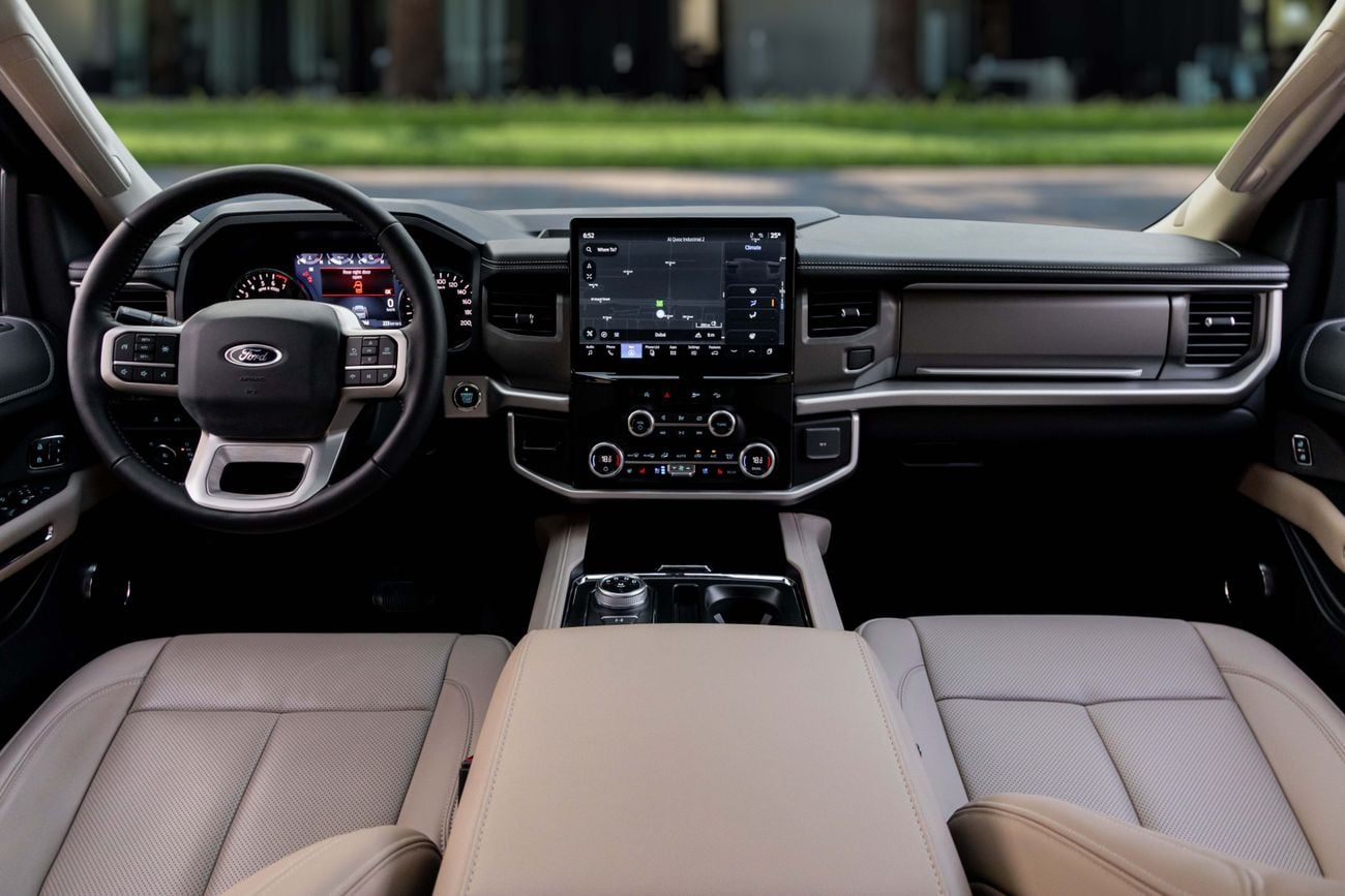 Ford Expedition Expedition XLT | 3,819 P.M | 0% Downpayment | 2030 AGENCY WARRANTY! | Ramadan Offer!