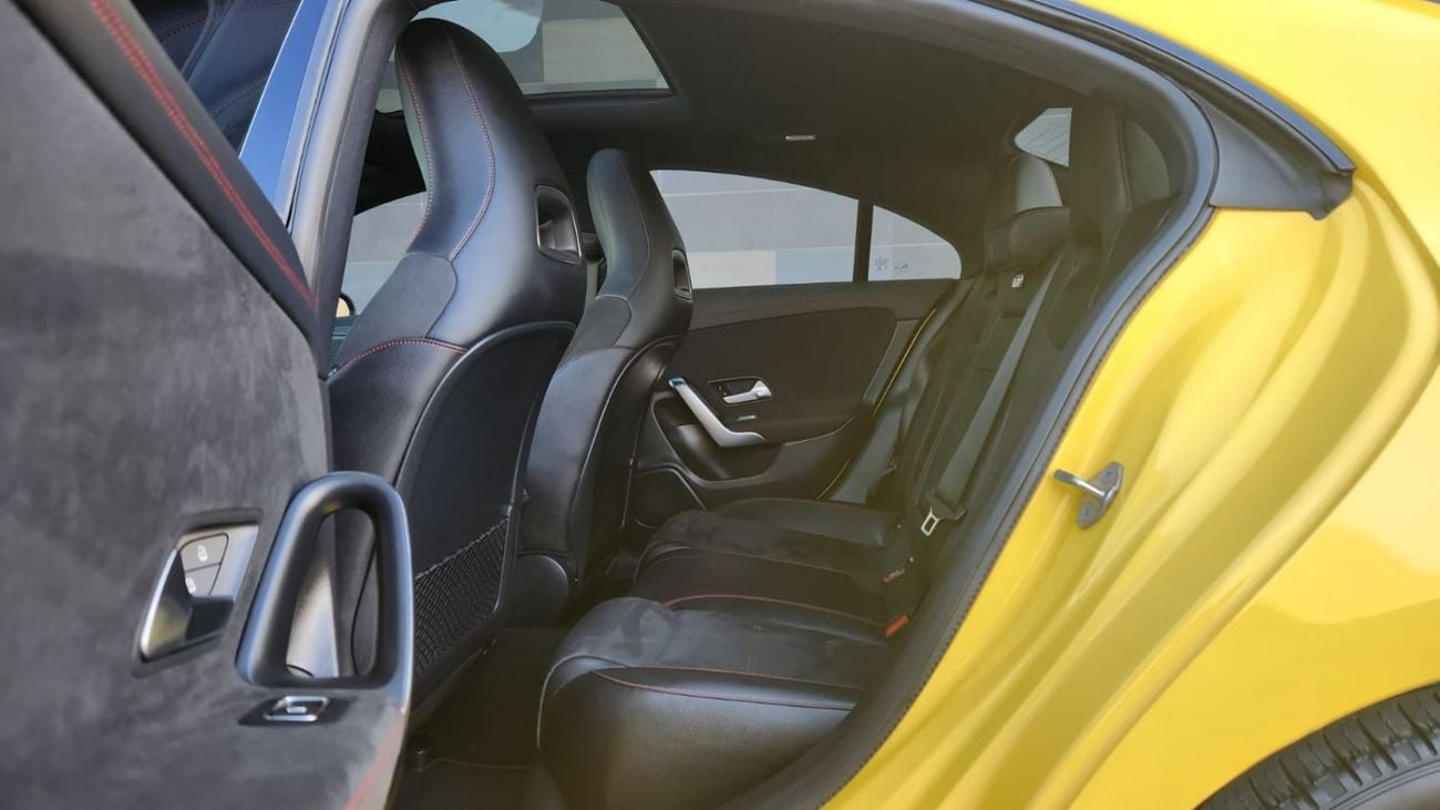 Mercedes Benz CLA250 Premium +