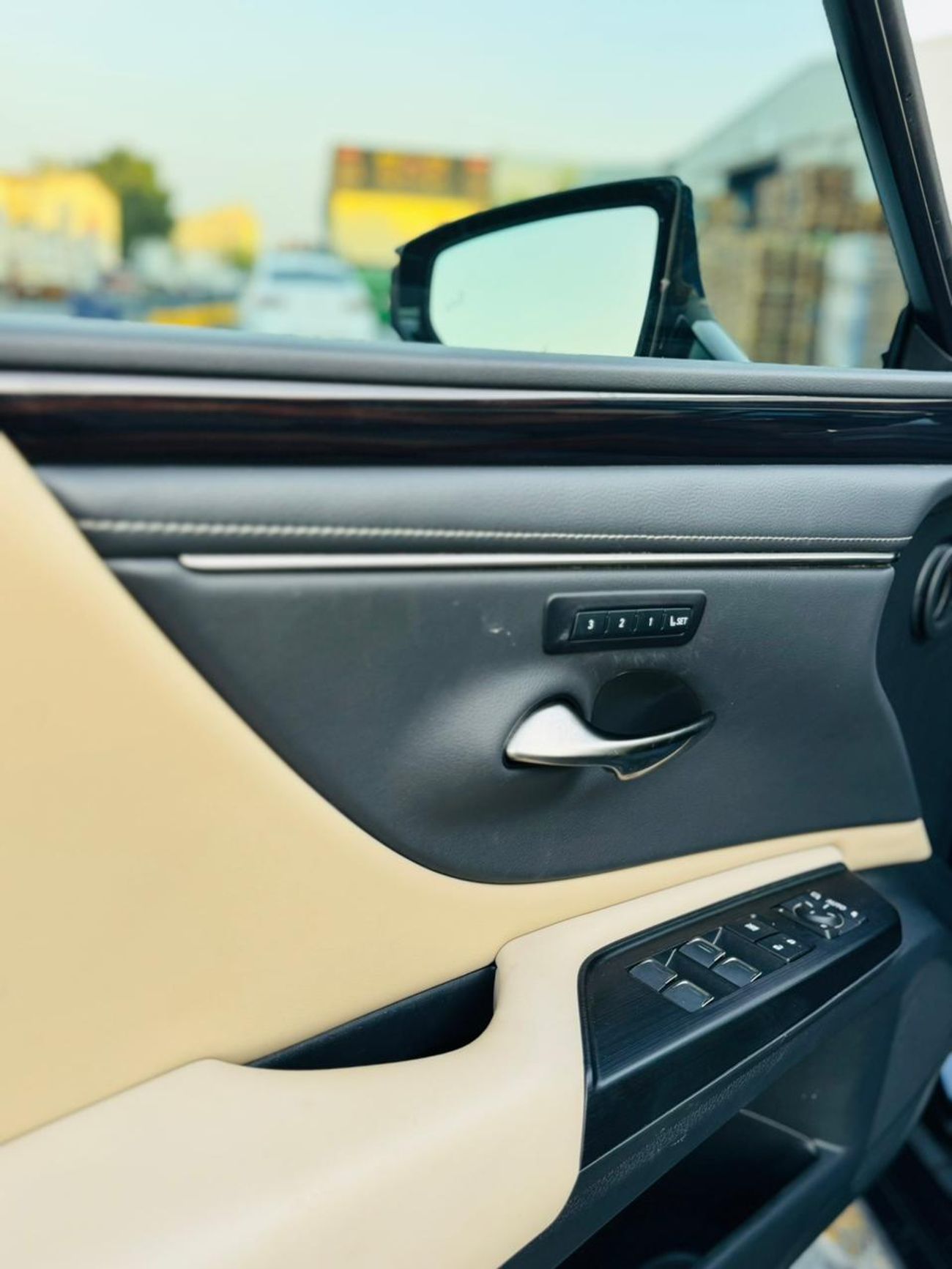 Lexus ES350 Premier 3.5L FWD