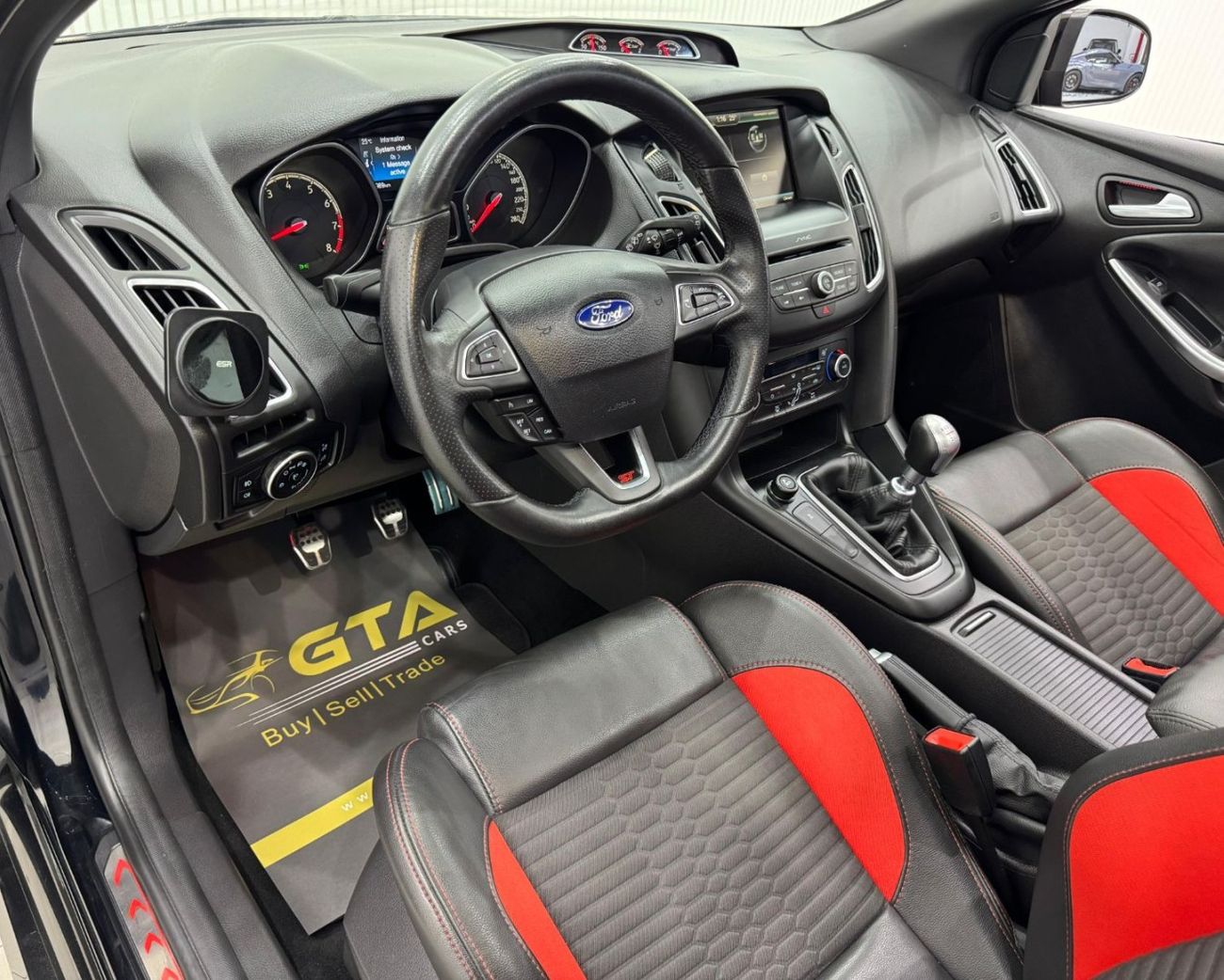 Ford Focus ST 2.0L 2016 Ford Focus ST, July 2025 Ford Warranty, Full Ford Service History, Manual Transmission,