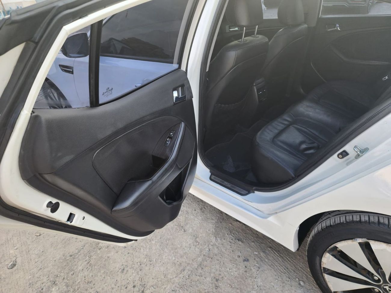 Kia K5 KIA K5 2011 FULL OPTION PANORAMIC SUNROOF FRESH KOREAN IMPORT